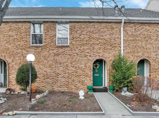 106 Ticonderoga Dr E, Westerville, OH 43081