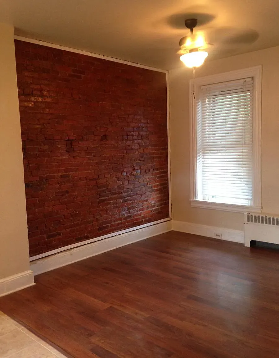 304 N Lime St - 3 — Photo 2