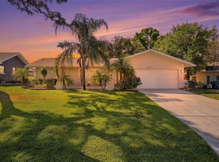 3370 Harbor Lake Dr, Largo, FL 33770