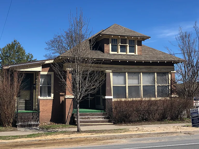 42 Oak St — Photo 11
