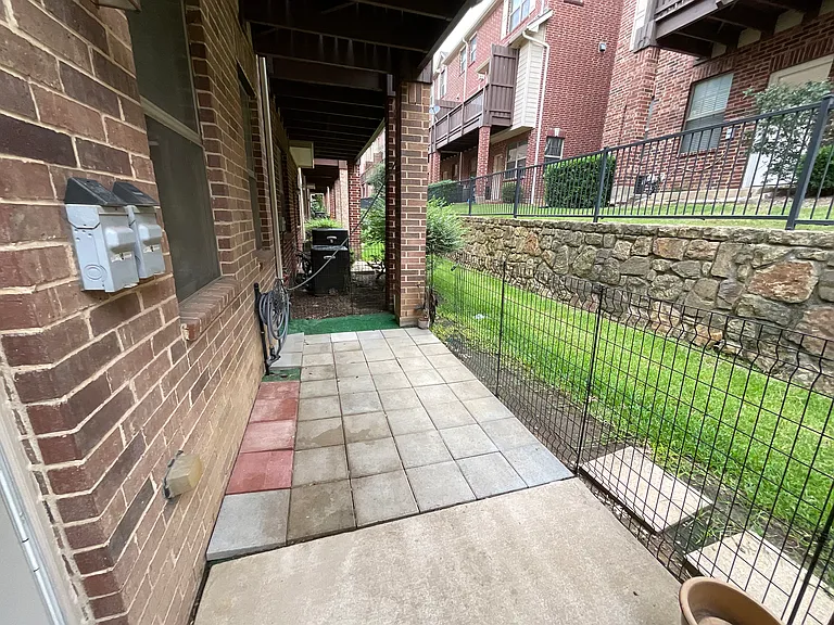 0 Fox Run Dr — Photo 43