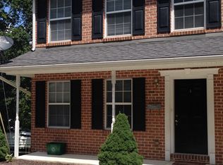 105 E Pennsylvania Ave, Yoe, PA 17313