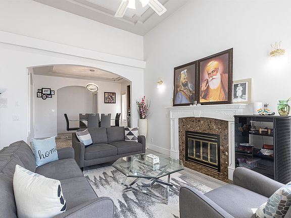 3rd image of 8298 151a St
