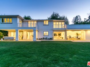 16471 Dorado Dr, Encino, CA 91436