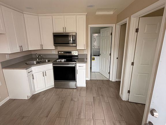 3rd image of 8570 Via Norte Dr