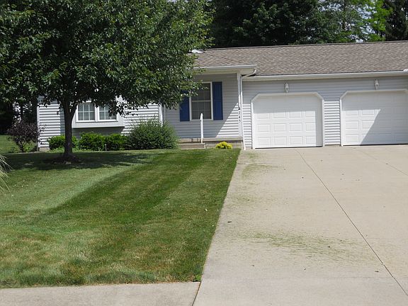 Inviting front yard