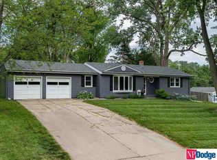 1617 S 98th St, Omaha, NE 68124