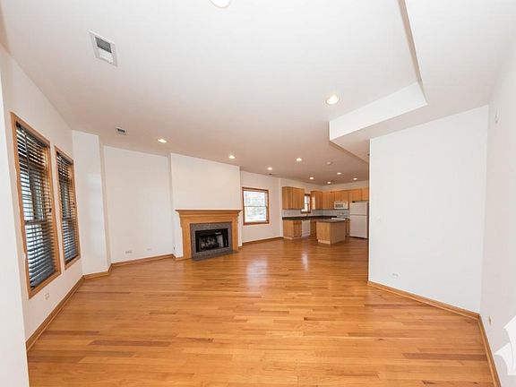 2nd image of 2741 N Southport Ave #2N
