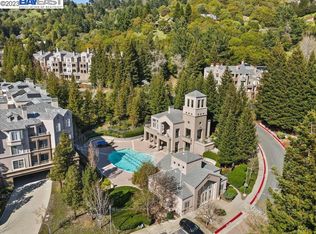 320 Caldecott Ln UNIT 120, Oakland, CA