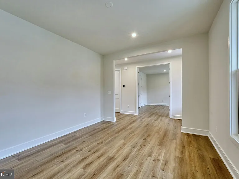5095 Carters Crossing Ave — Photo 6