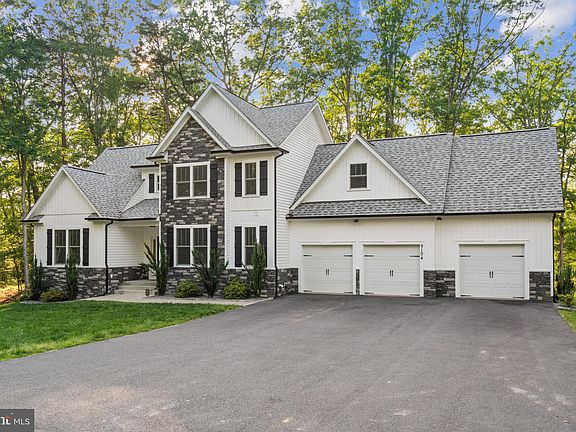 2nd image of 9104 Sylvan Acres Dr