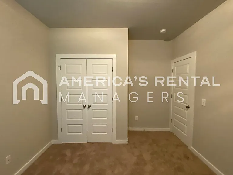 225 Avalon Way — Photo 15