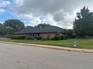 1335 Briarmeade Dr, Duncanville, TX 75137