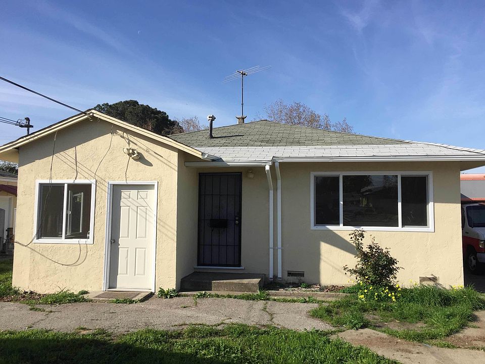 1st image of 20941 Garden Ave