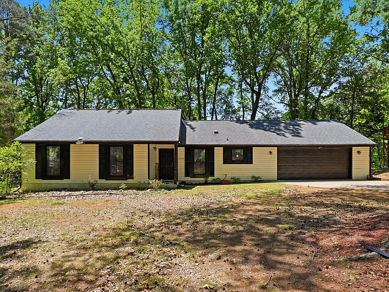 6123 Unity Ln NW — Photo 1