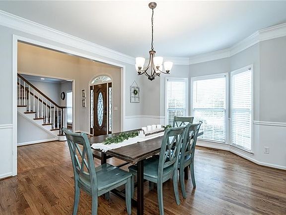 5th image of 1706 Amberwood Point