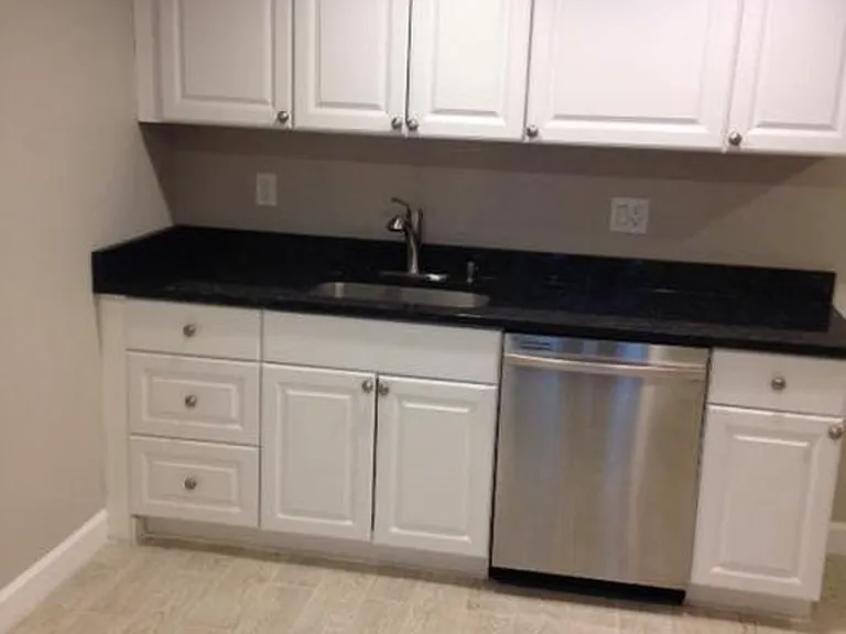8810 Hawkins Ln — Photo 14