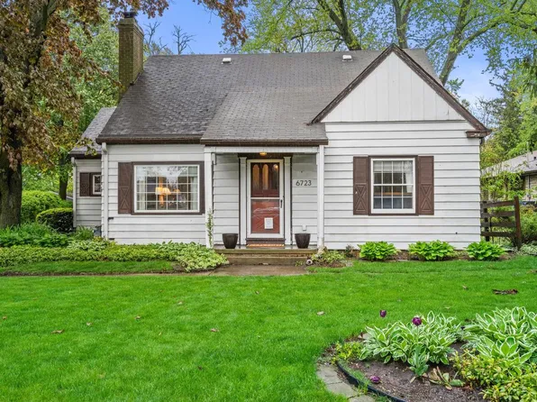 6723 West Howard AVENUE, Milwaukee, WI 53220