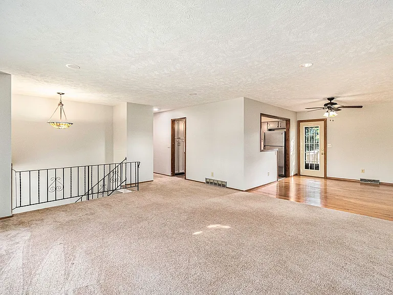 7208 Pine Dr — Photo 4