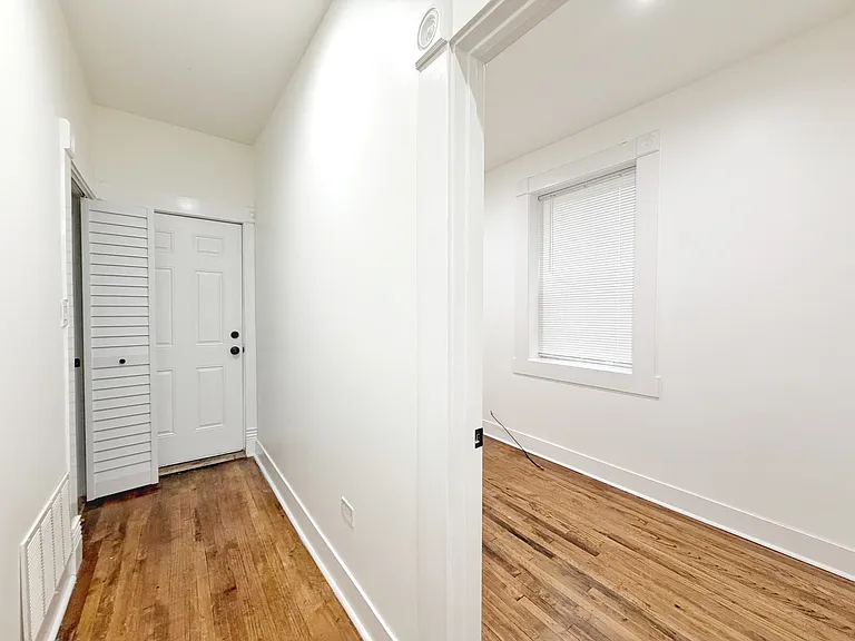 3316 W Flournoy St #1 — Photo 17
