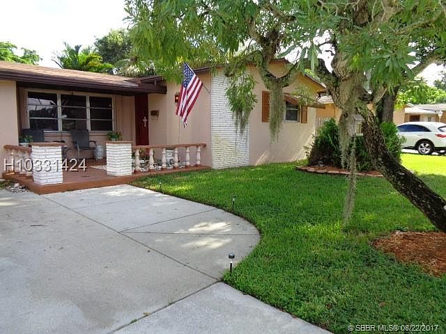 1st image of 9185 SW 49th Pl