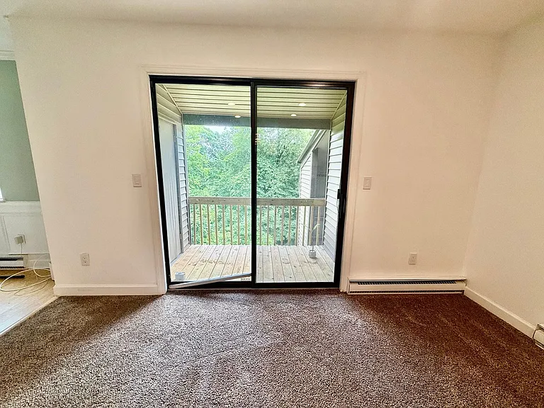 205 Village Dr — Photo 5