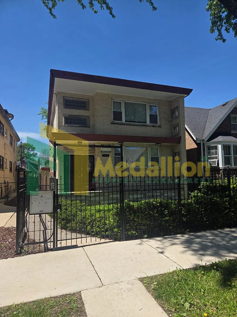 7154 S Francisco Ave Chicago, IL 60629 — Photo 1