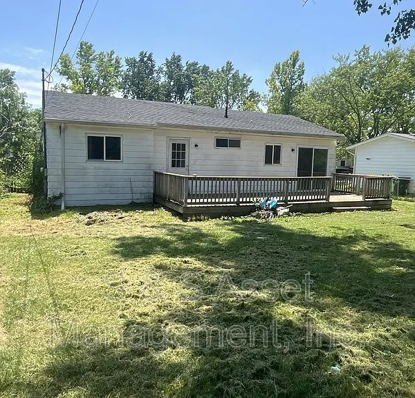 3324 Danbury Crossroad St — Photo 4