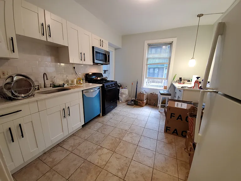 128 Glenville Ave #1 — Photo 27