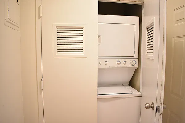 Rented by Compass | media 13