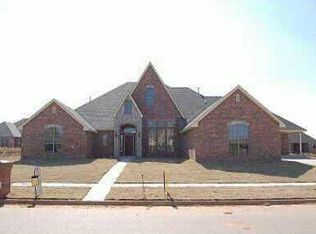 512 NW Northwest 157th St, Edmond, OK 73013