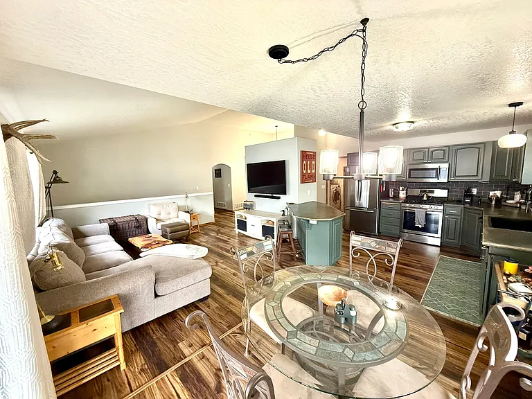 1268 W Bentwood Loop — Photo 14