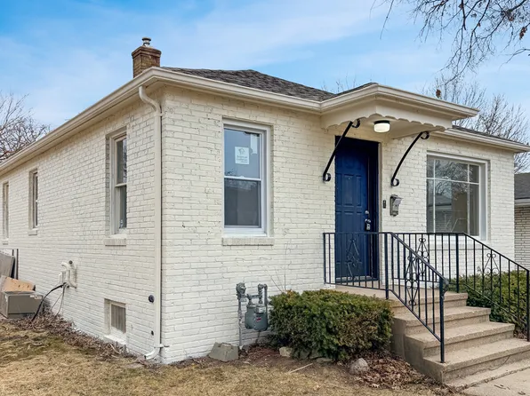 (undisclosed Address), Waukegan, IL 60085