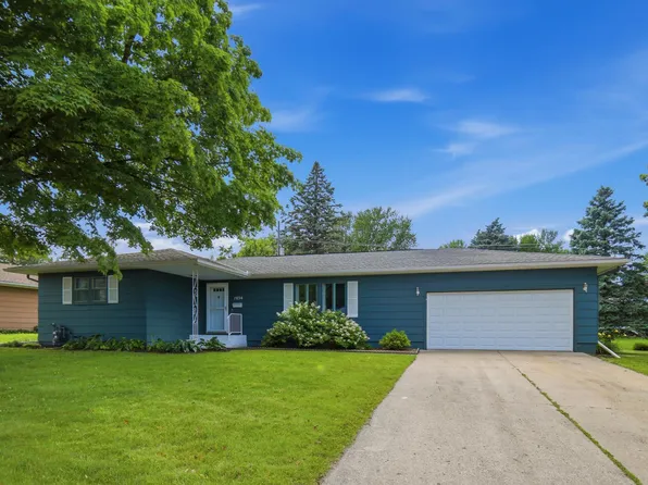 1034 Cardinal Dr, Owatonna, MN 55060