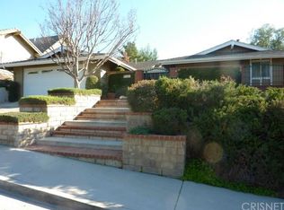 22982 Paul Revere Dr, Calabasas, CA 91302