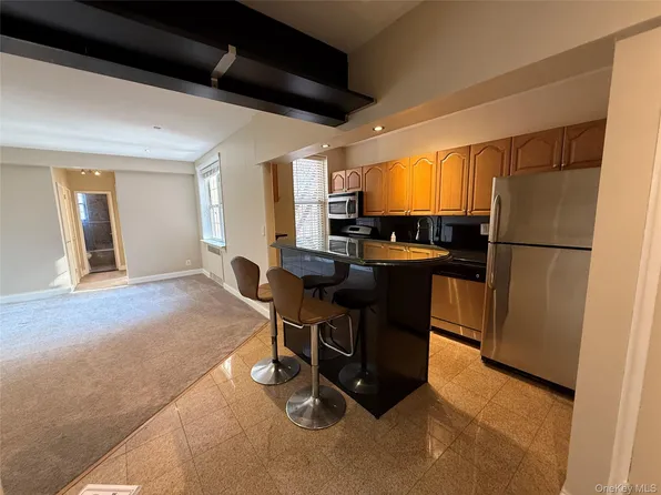 796 Bronx River Road #B38, Bronxville, NY 10708