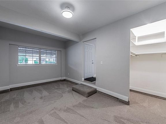 4th image of 6431 Silvery Moon Dr