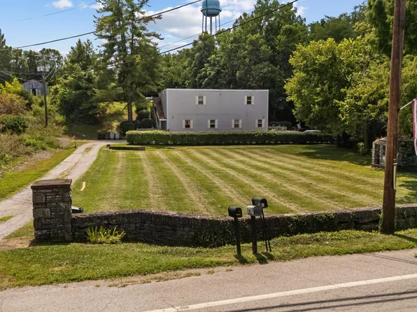 3426 Main St, Stamping Ground, KY 40379