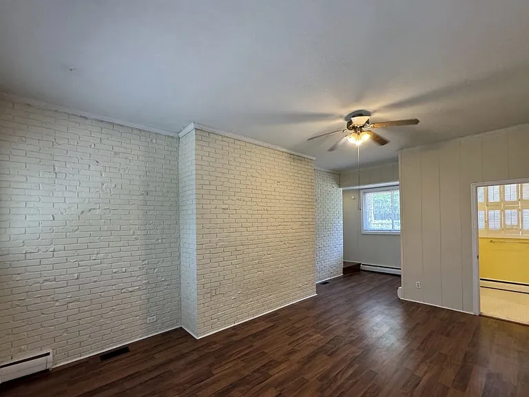 508 Loblolly Ln — Photo 17
