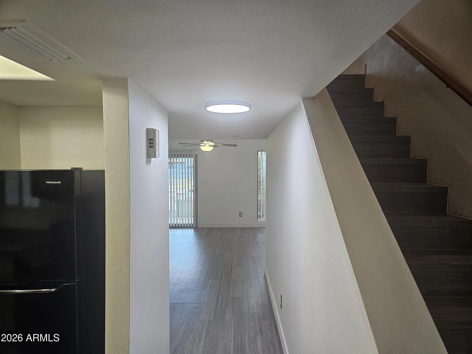 2 bed, 2.5 bath, 1145 sqft, $1,774 — Photo 2