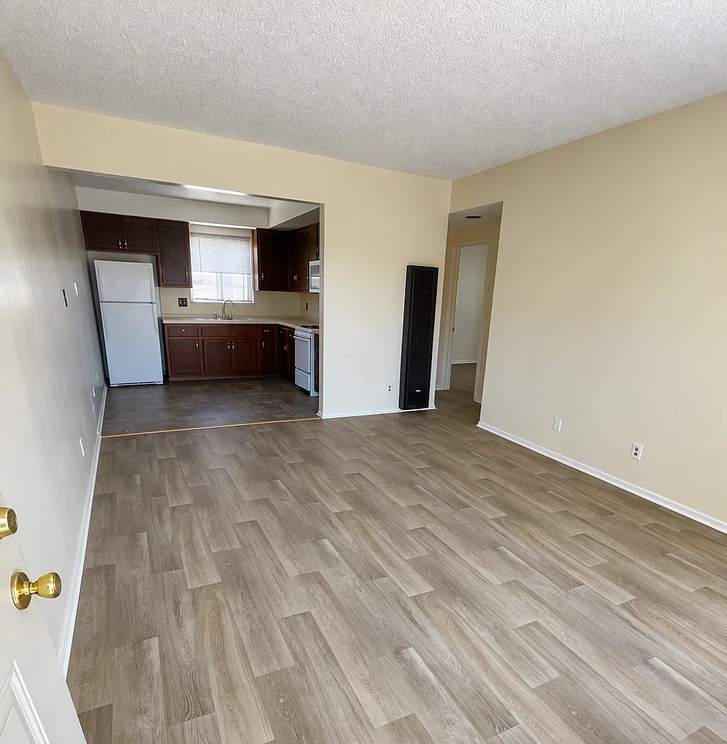1622 W 81st St, Los Angeles, CA 90047 — Photo 1