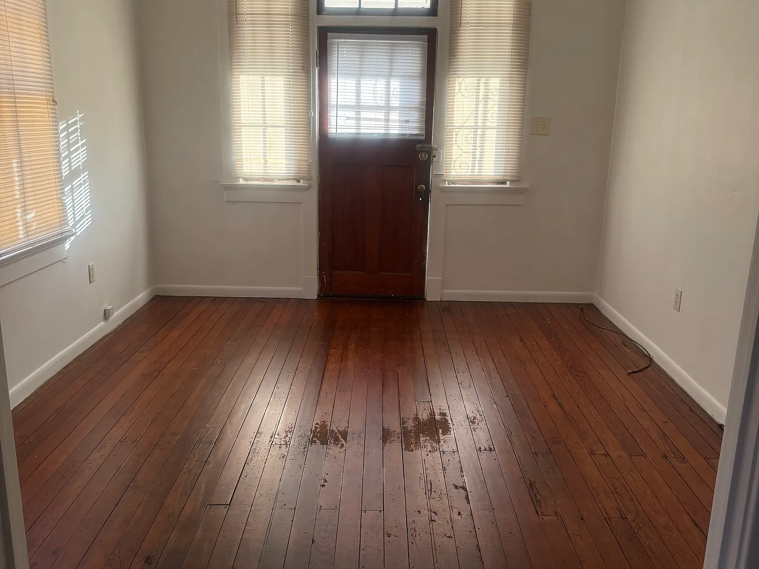 2 bed, $1,300 — Photo 3