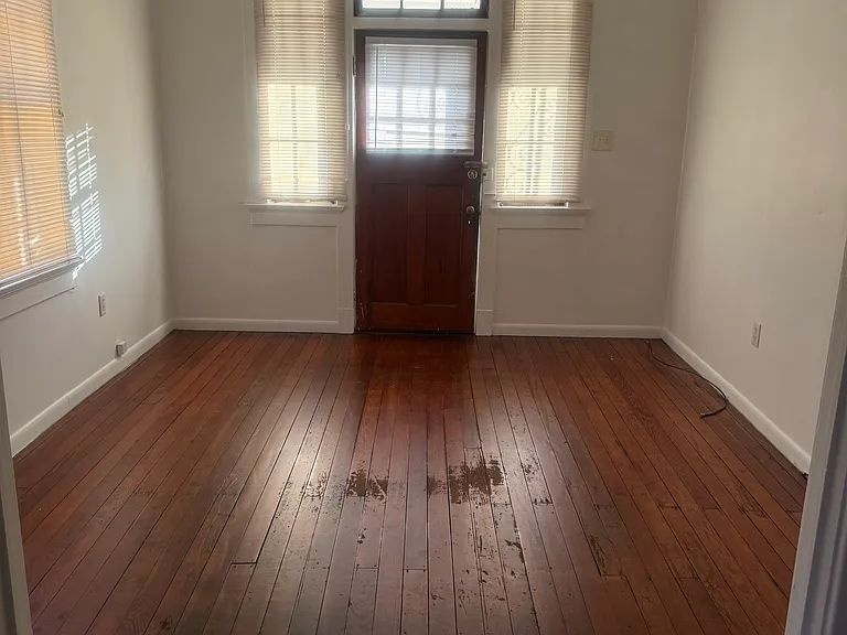 8721 Pritchard Pl — Photo 3