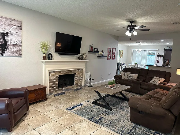 3114 Sleepy Hollow Dr — Photo 15