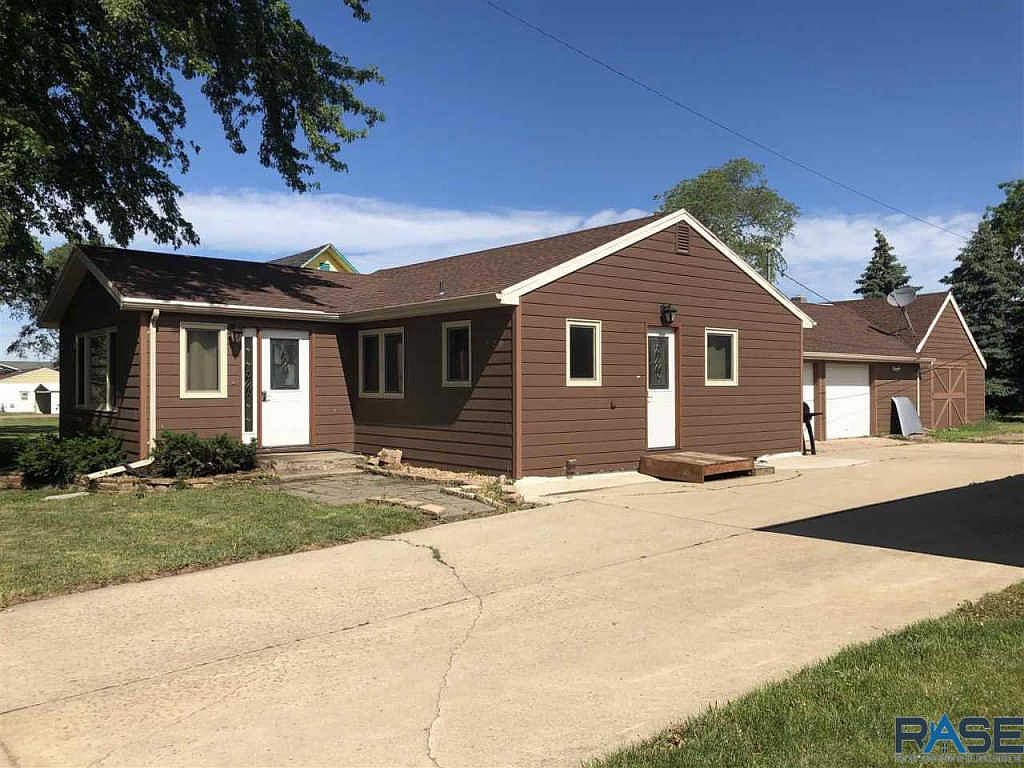 520 W Main St, Canistota, SD 57012 Zillow