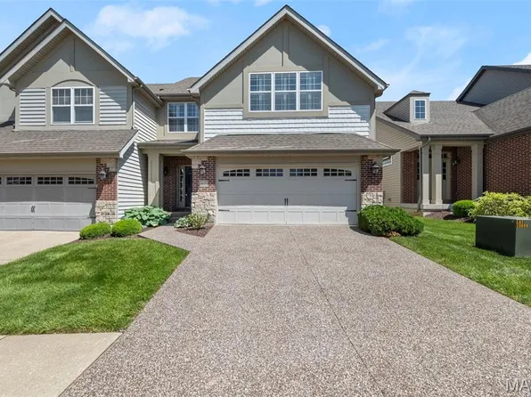 427 Newkirk Cir, Saint Charles, MO 63303
