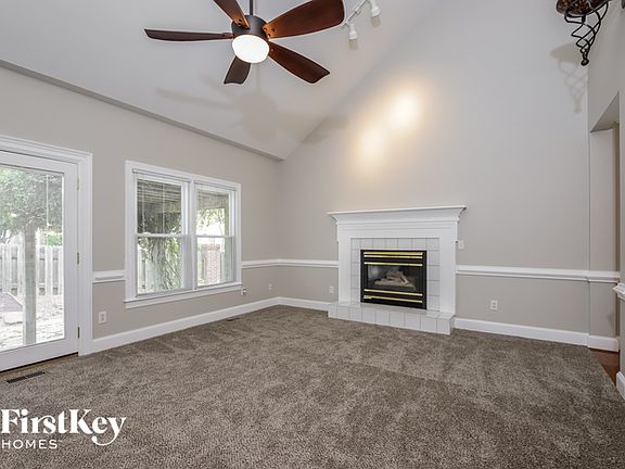 3rd image of 105 Saint Charles Ct