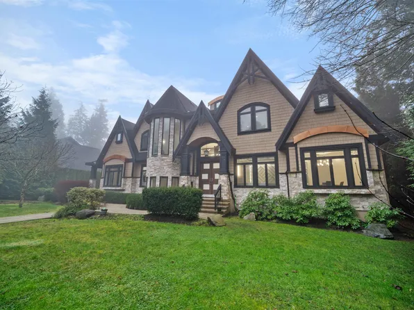 17108 4th Ave, Surrey, BC V3Z 9P6