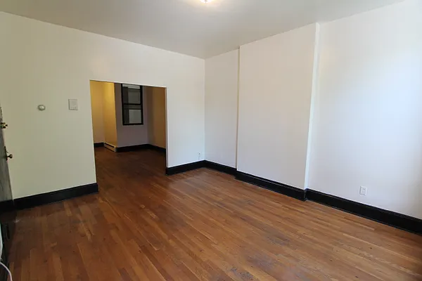 Rented by E and G Realty Group | media 70