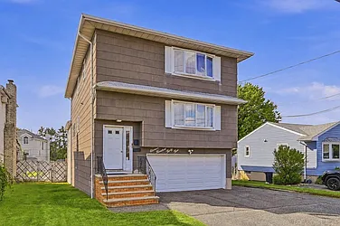 1135 Stonewall Lane